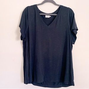 Crescent Drive Black Slub V-Neck Short Sleeve Tee Shirt - Size 2 (2XL)
